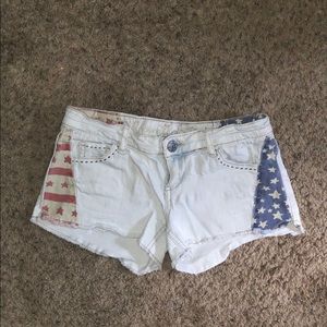 Vanilla Star American flag shorts